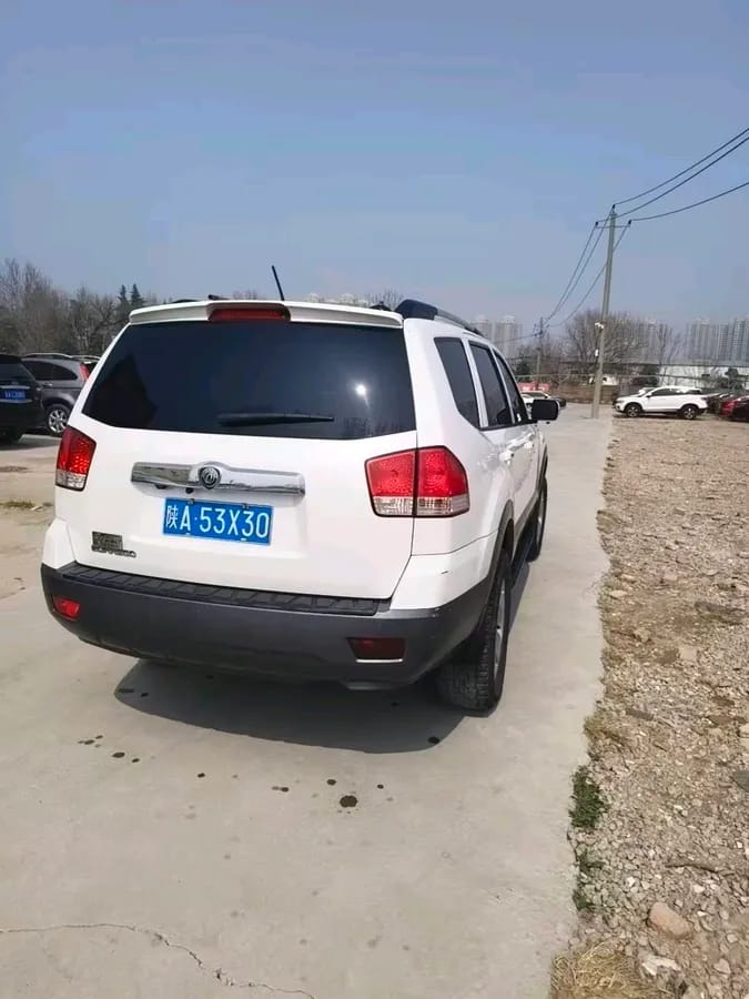 Kia 2015 3.8L V 5