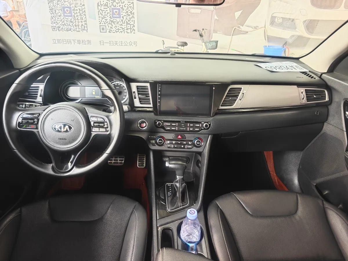 Kia 2017 1.6L 10