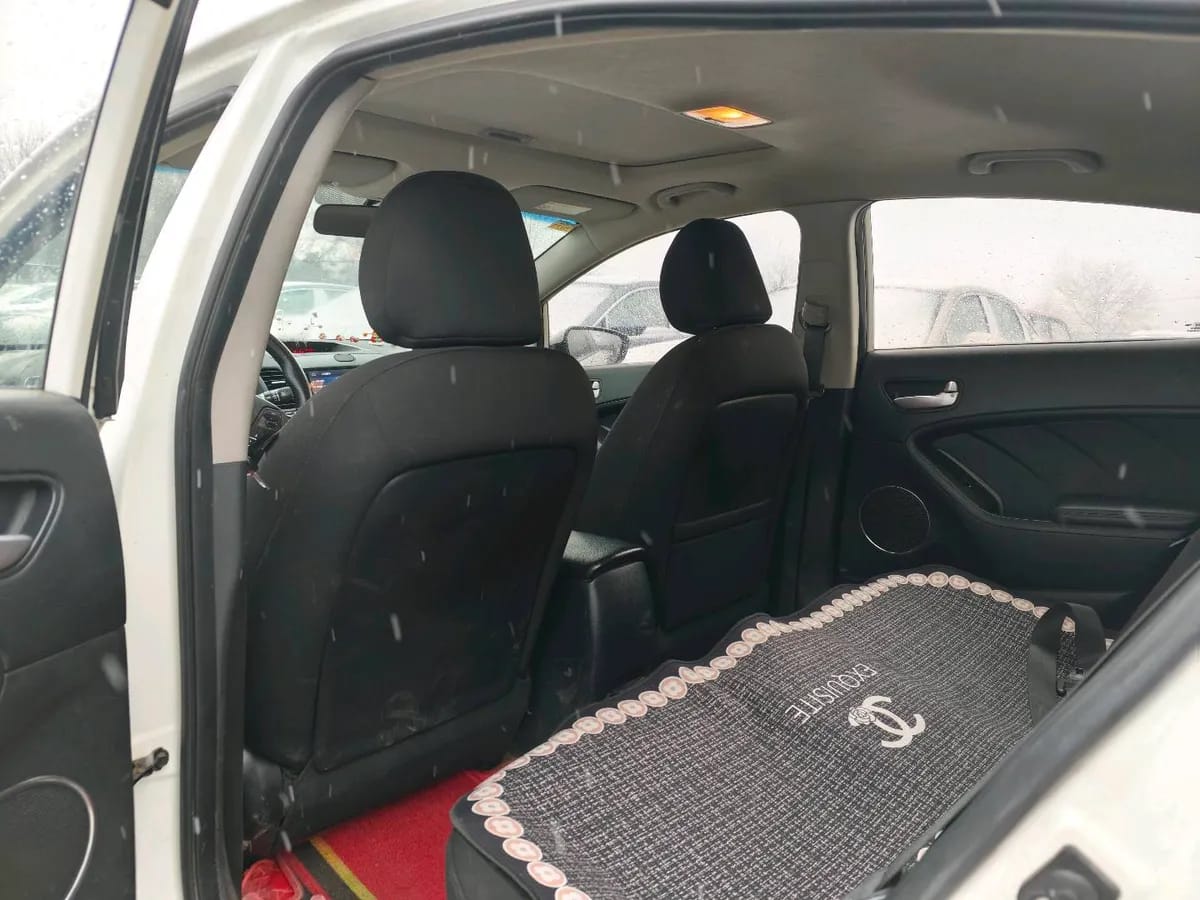 Kia K3 2015 1.6L GL 5