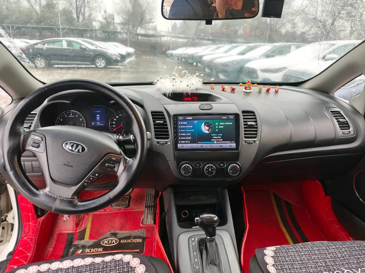 Kia K3 2015 1.6L GL 6