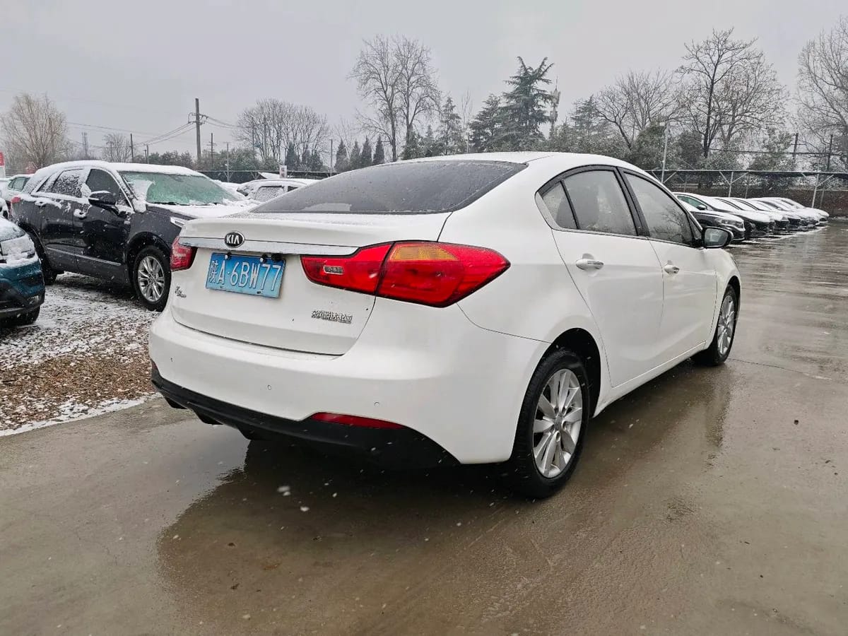 Kia K3 2015 1.6L GL 7
