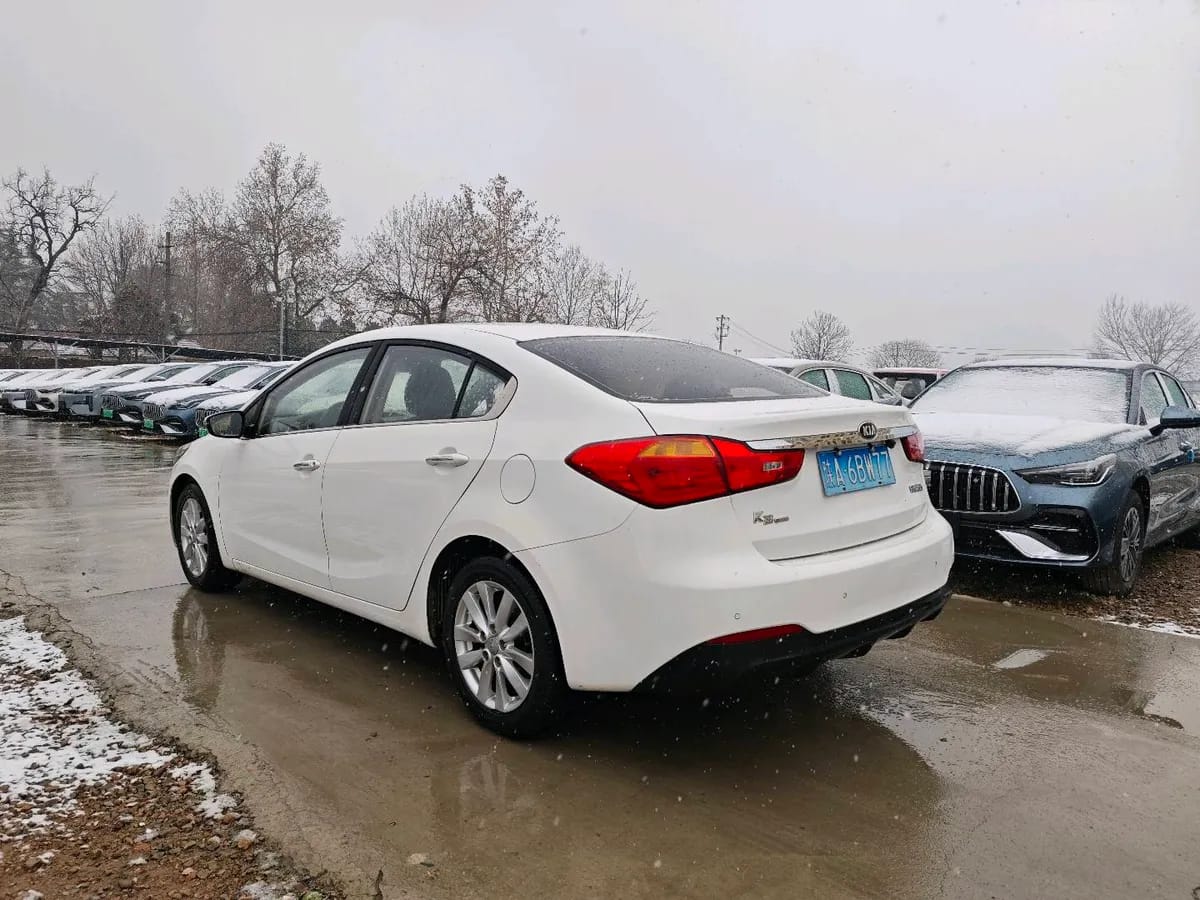Kia K3 2015 1.6L GL 10
