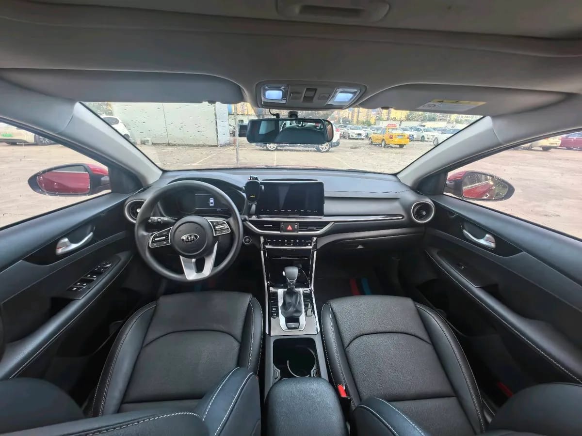 Kia K3 2021 1.5L CVT 8
