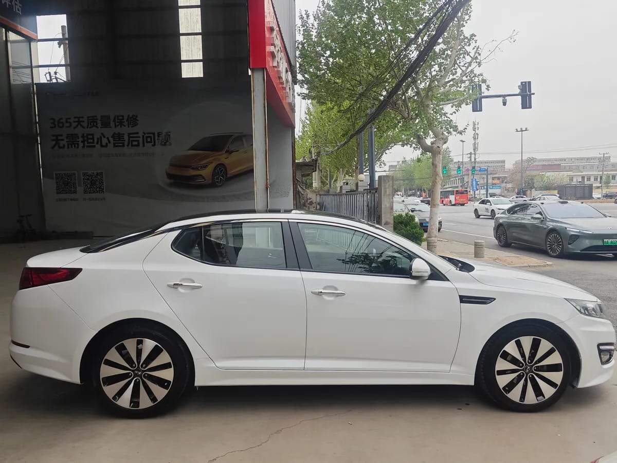 Kia K5 2012 2.0L DLX 4