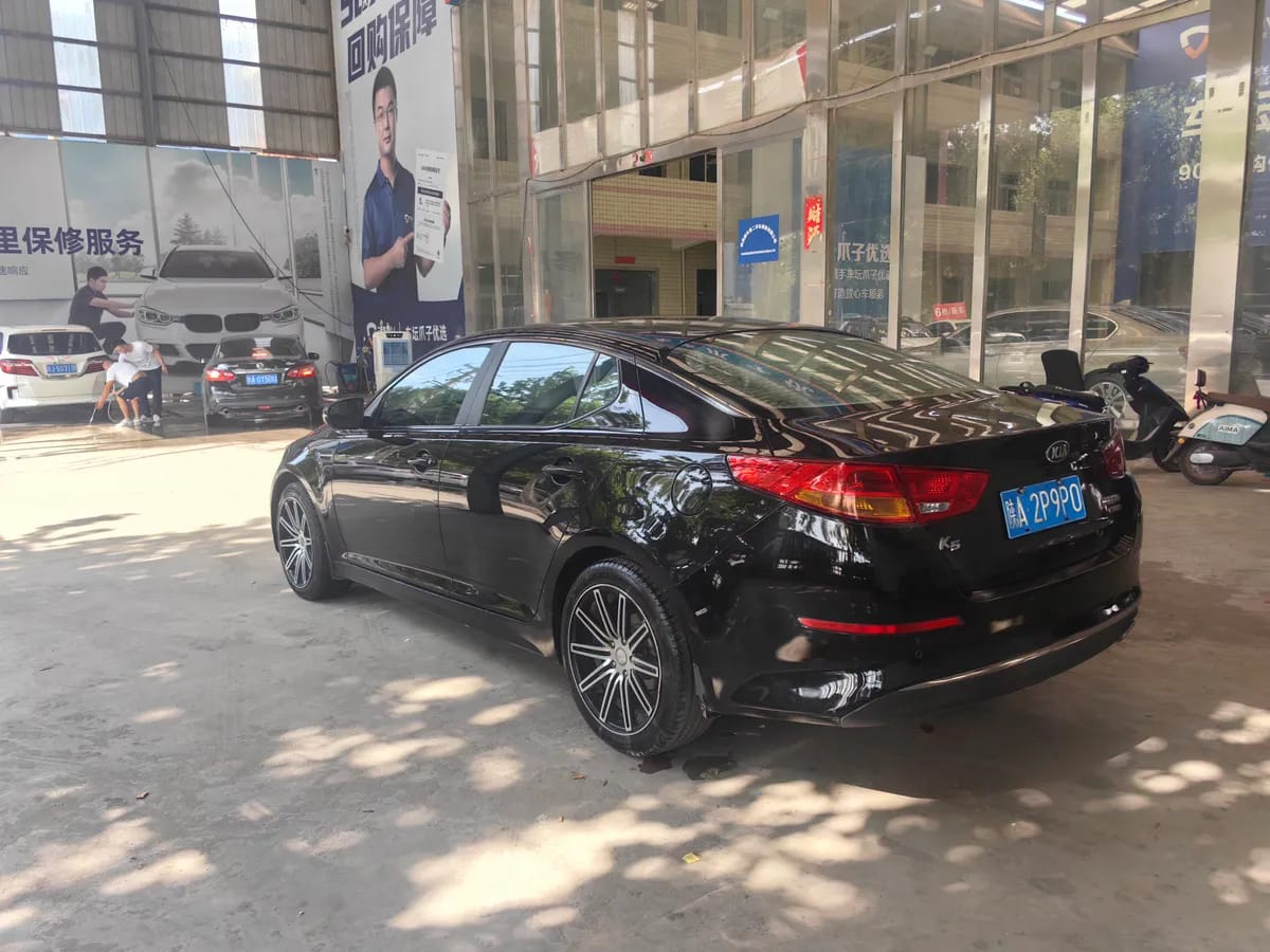 Kia K5 2015 2.0L GL 6