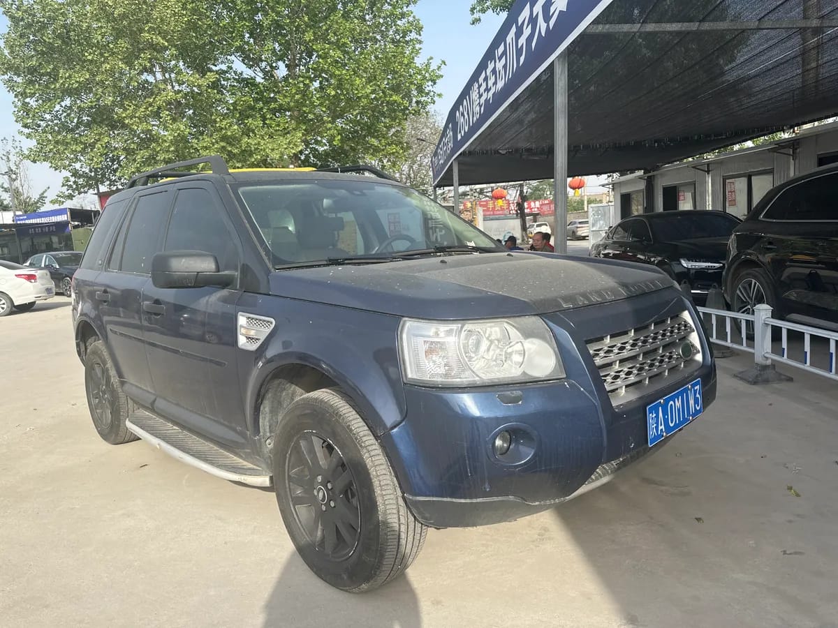 Land Rover 2 2009 3.2L 3