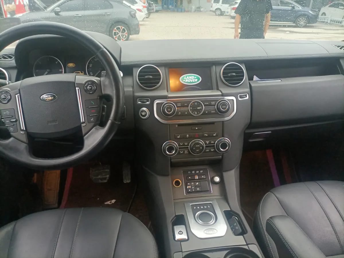 Land Rover ( ) 2014 3.0 SDV6 HSE 6