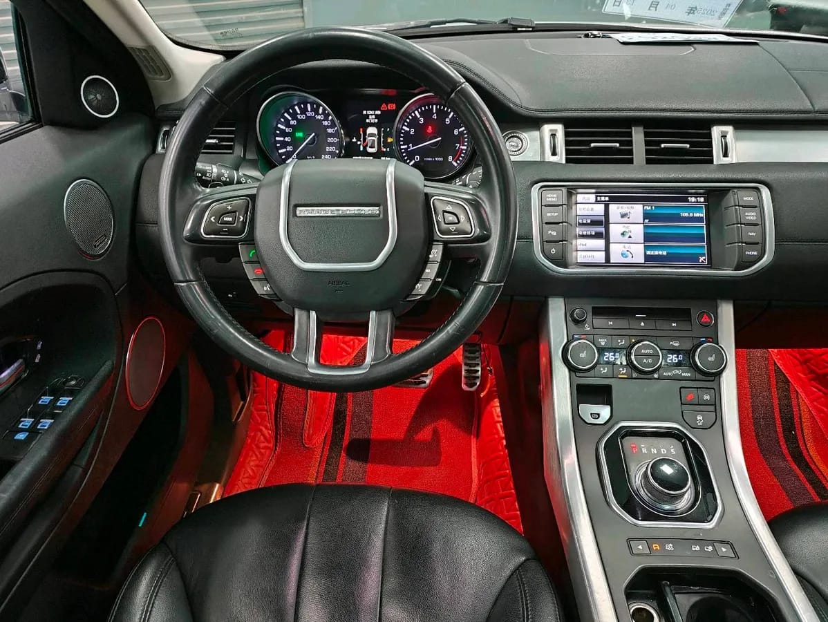 Land Rover 2015 2.0T 6