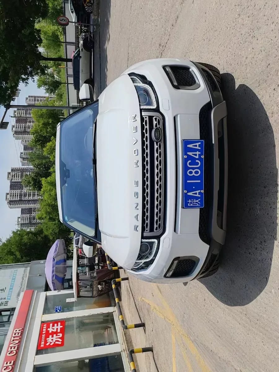 Land Rover 2016 2.0T SE