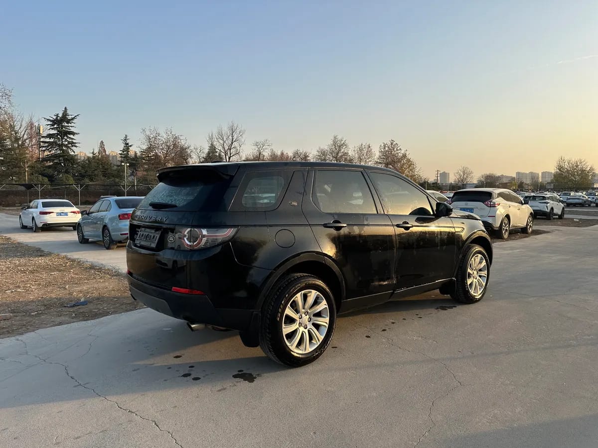 Land Rover 2016 2.0T SE 4