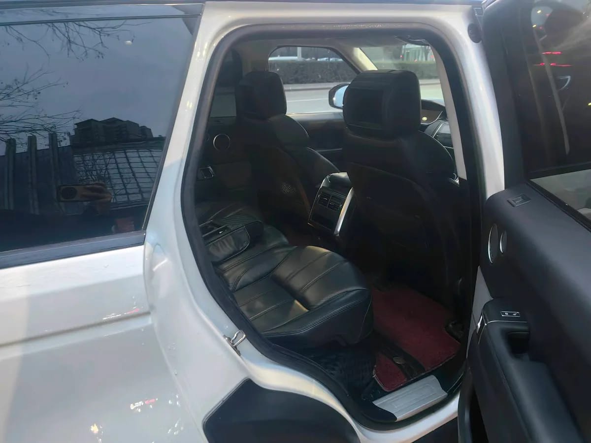 Land Rover 2016 3.0 SC V6 SE 3