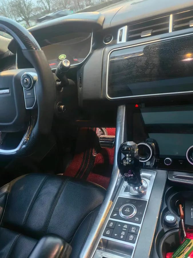 Land Rover 2016 3.0 SC V6 SE 5