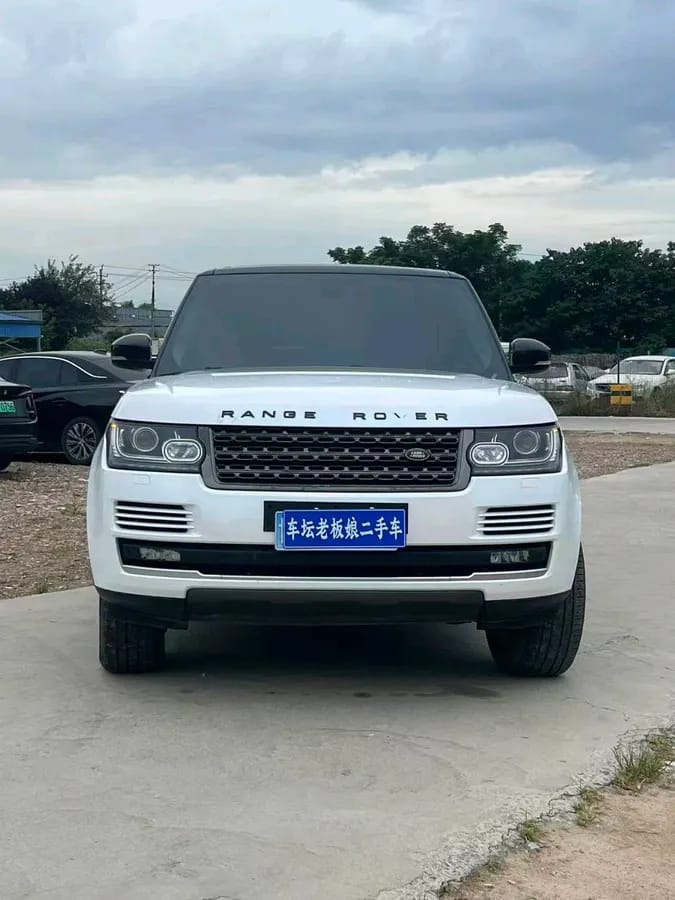 Land Rover ( ) 2016 3.0L Vogue