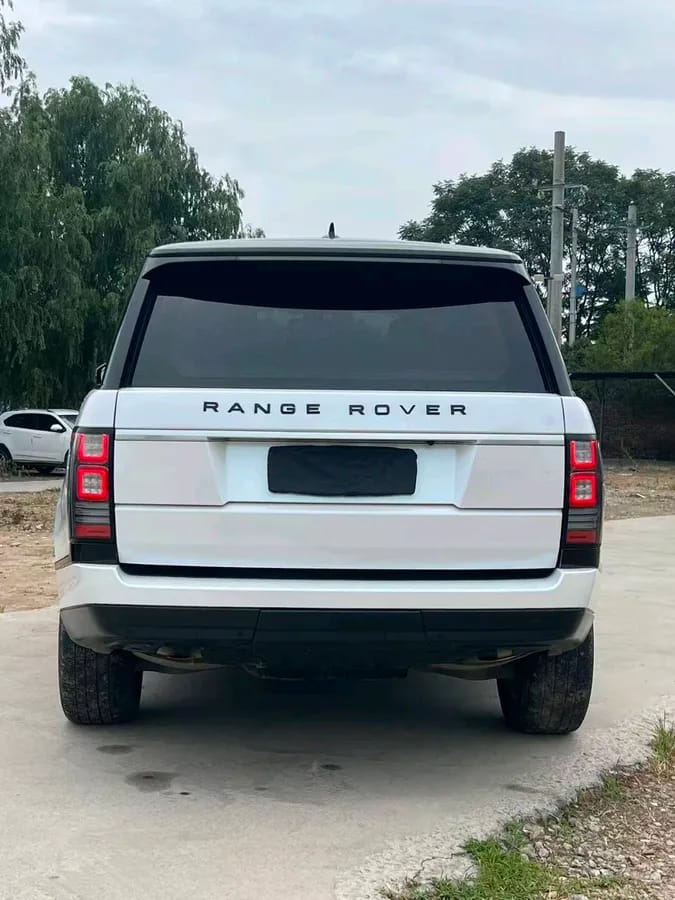 Land Rover ( ) 2016 3.0L Vogue 5