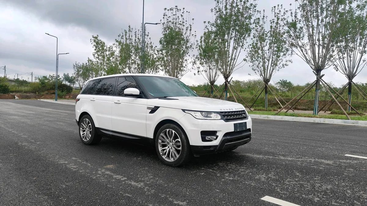 Land Rover ( ) 2017 3.0 SC V6 SE