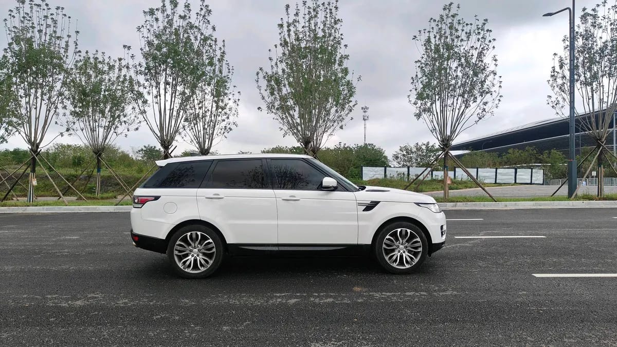 Land Rover ( ) 2017 3.0 SC V6 SE 2