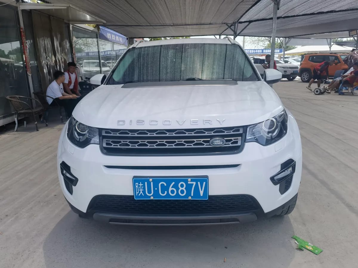 Land Rover 2018 240PS SE 2