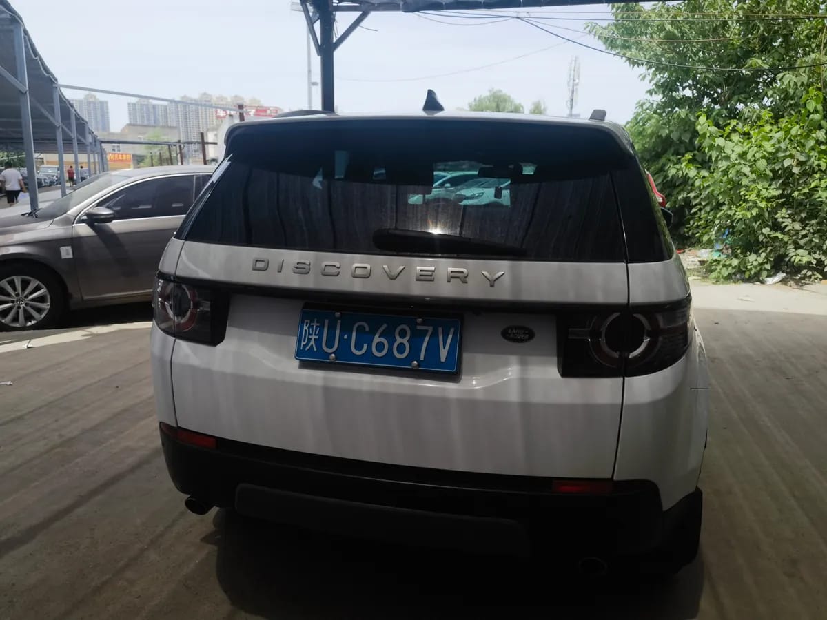 Land Rover 2018 240PS SE 8