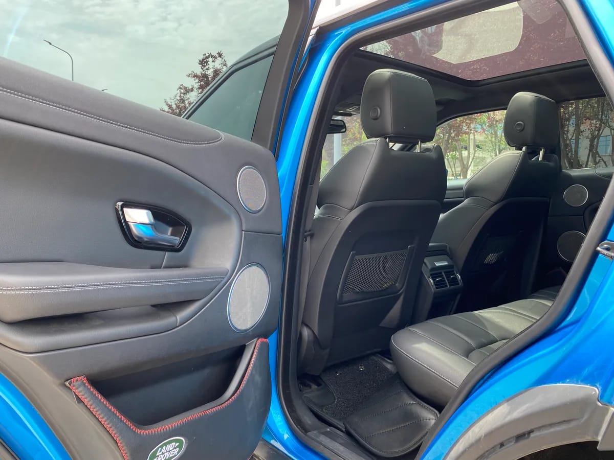 Land Rover 2018 240PS 5