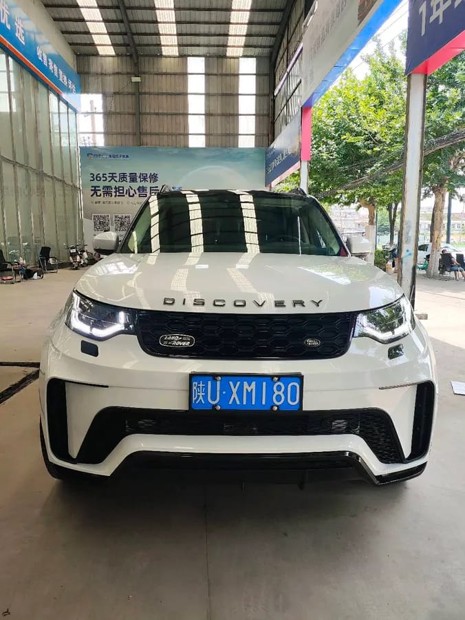 Land Rover ( ) 2018 3.0 SC V6 SE 2