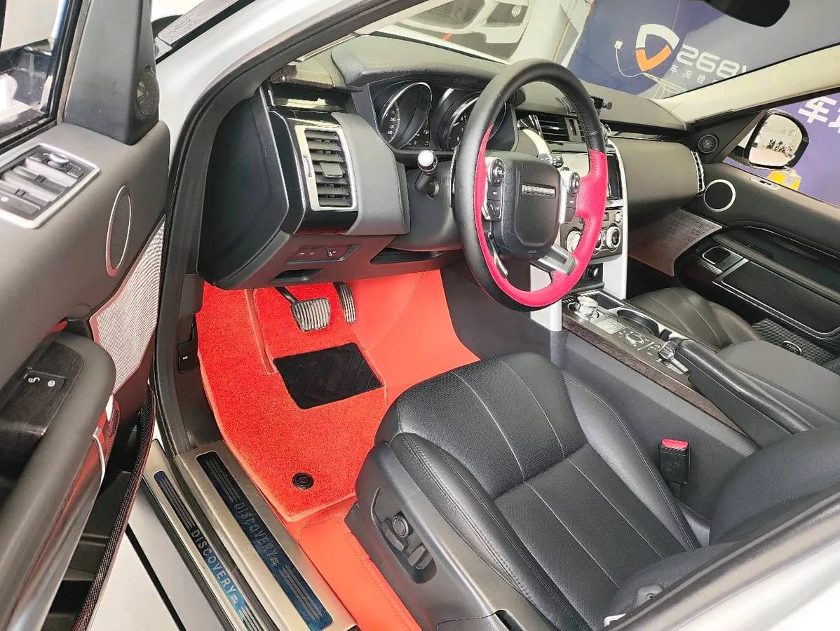 Land Rover ( ) 2018 3.0 SC V6 SE 4