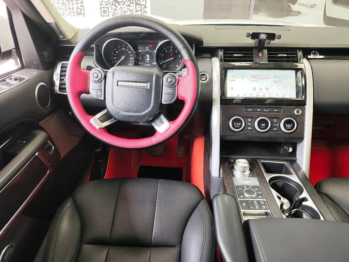 Land Rover ( ) 2018 3.0 SC V6 SE 6