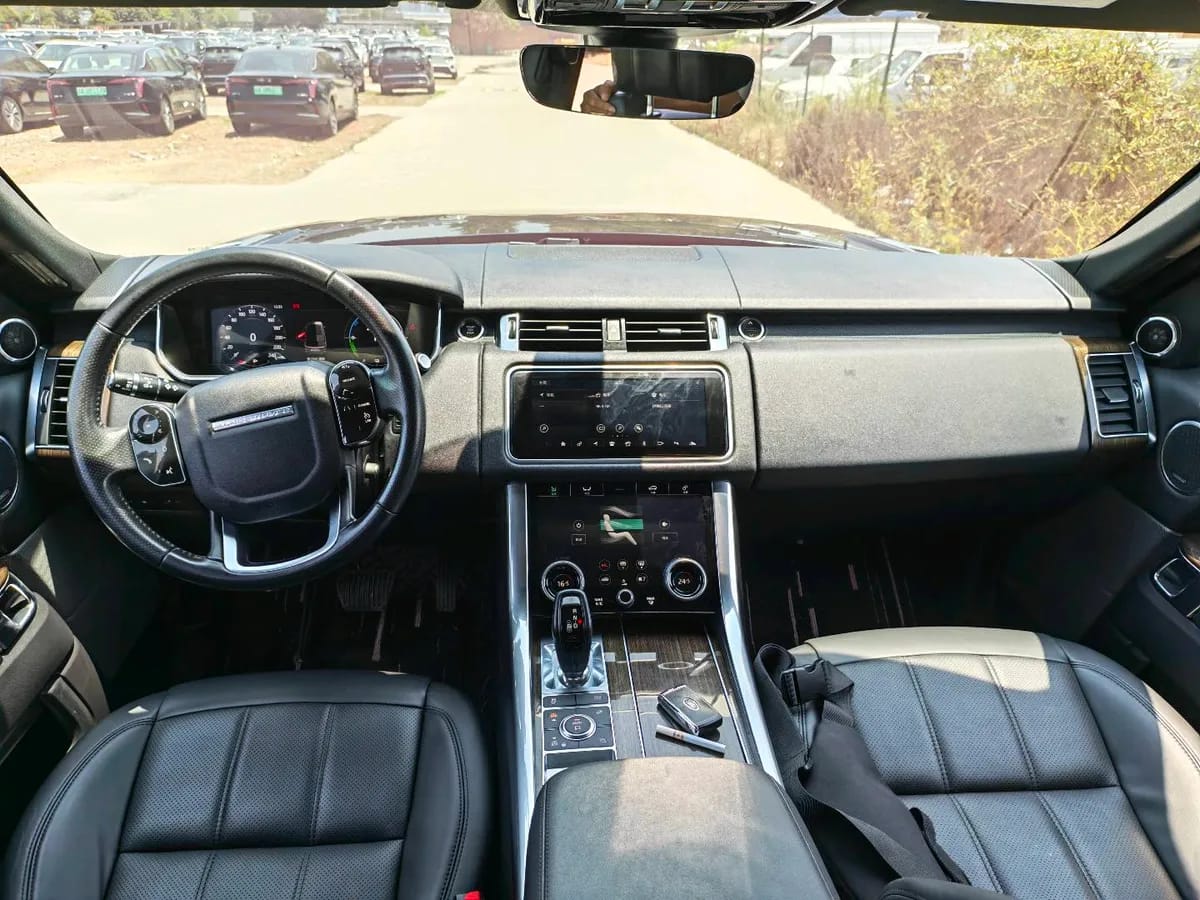 Land Rover 2018 P400e 6