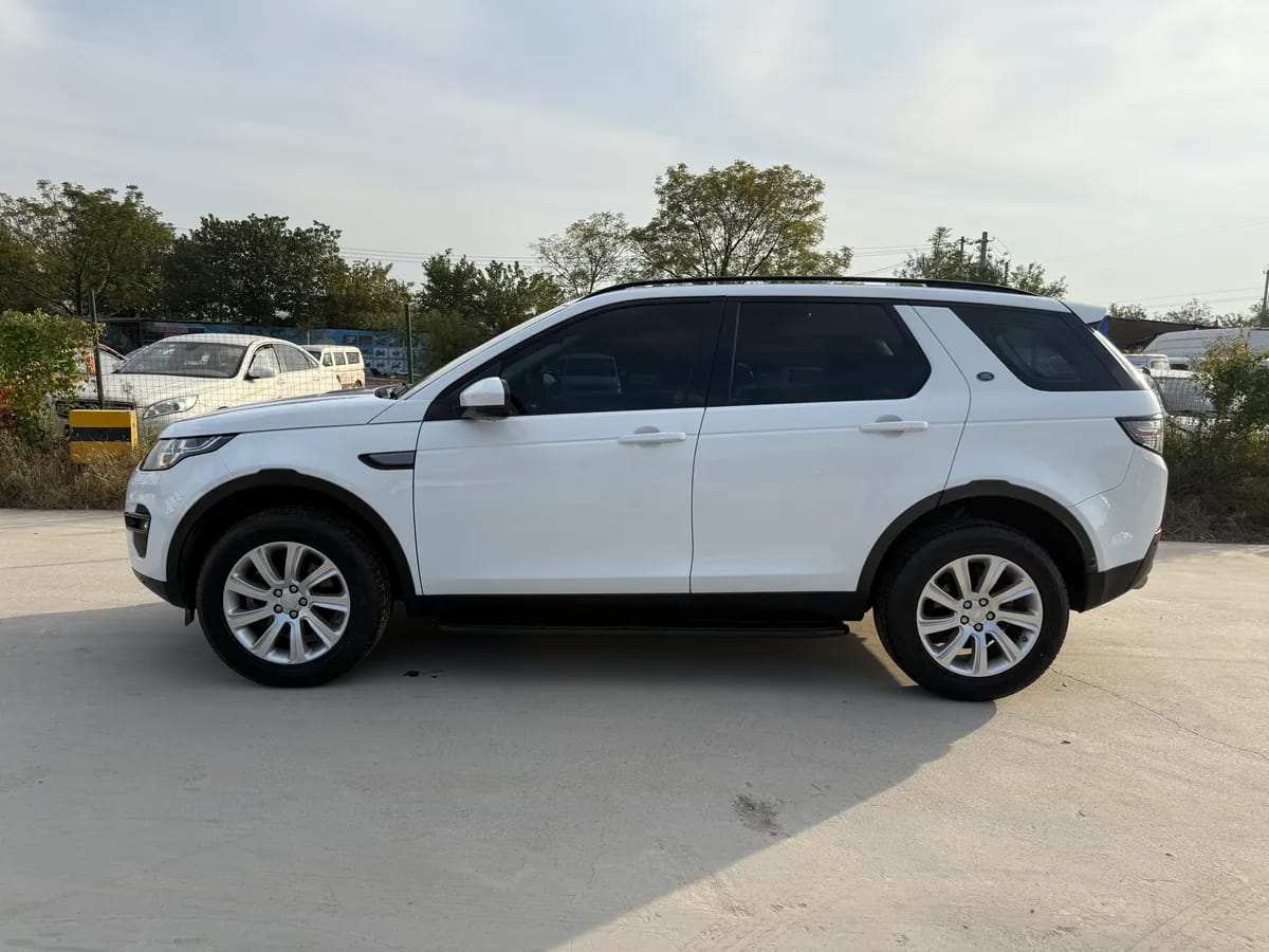 Land Rover 2019 240PS SE VI 6