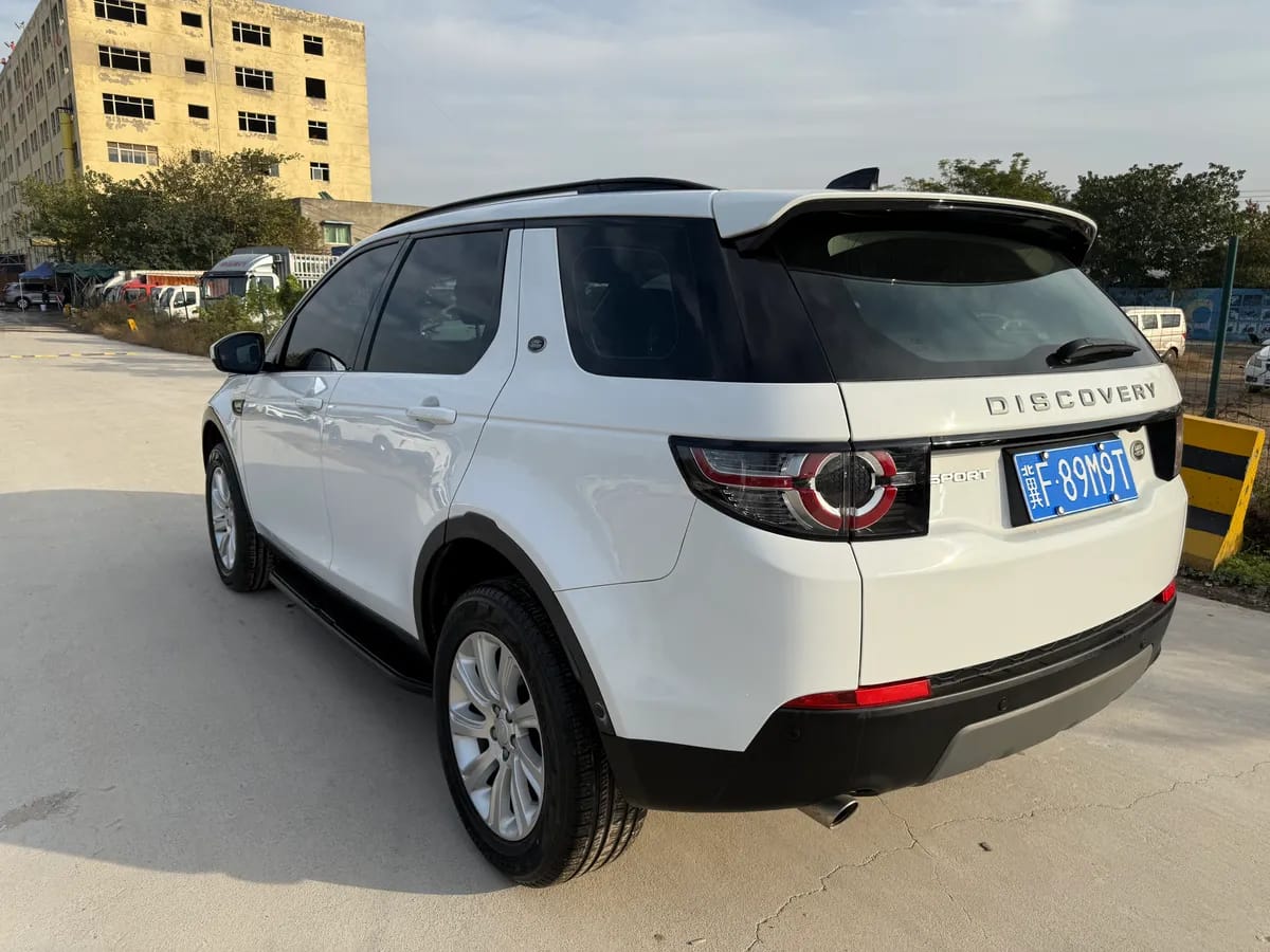 Land Rover 2019 240PS SE VI 7