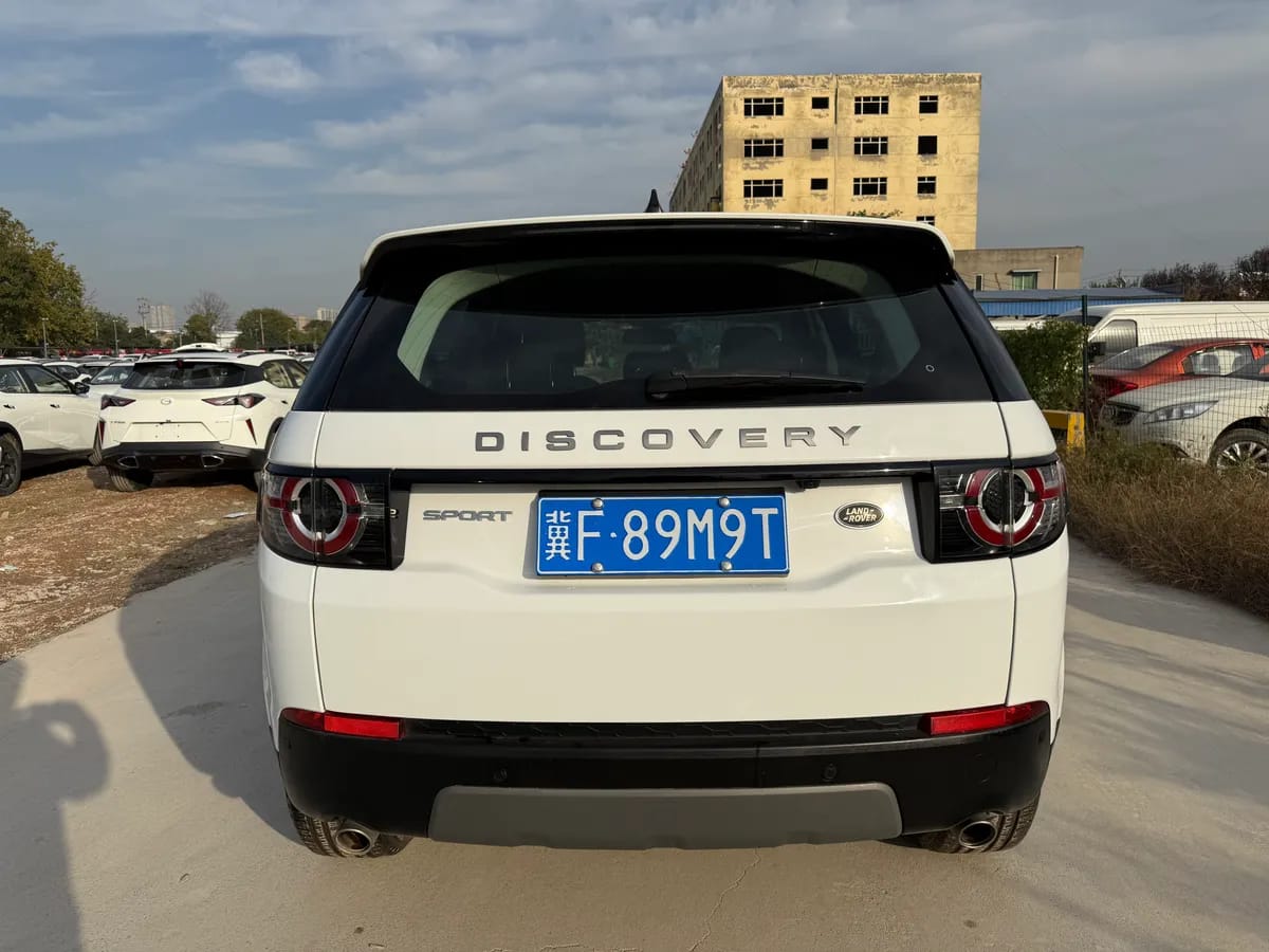 Land Rover 2019 240PS SE VI 8