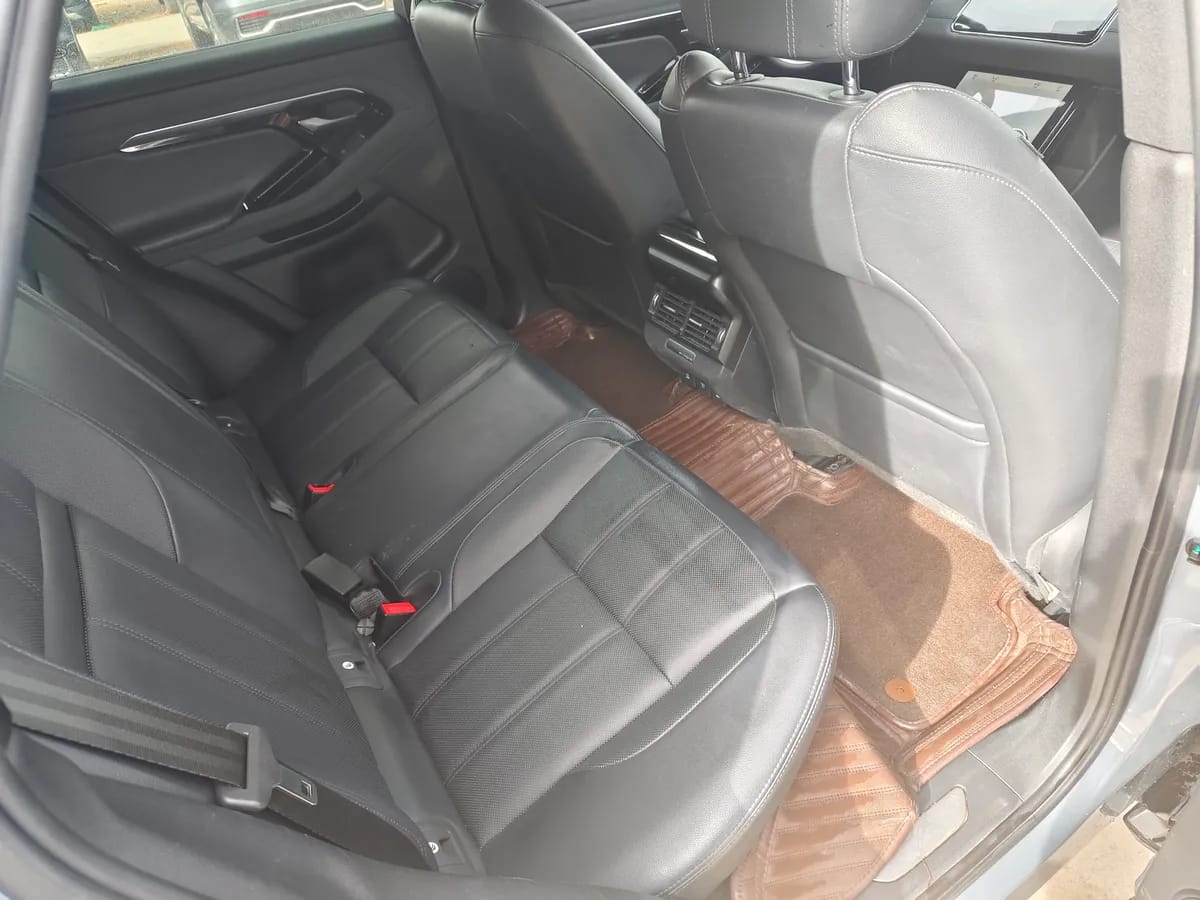 Land Rover 2020 249PS R-DYNAMIC SE 5