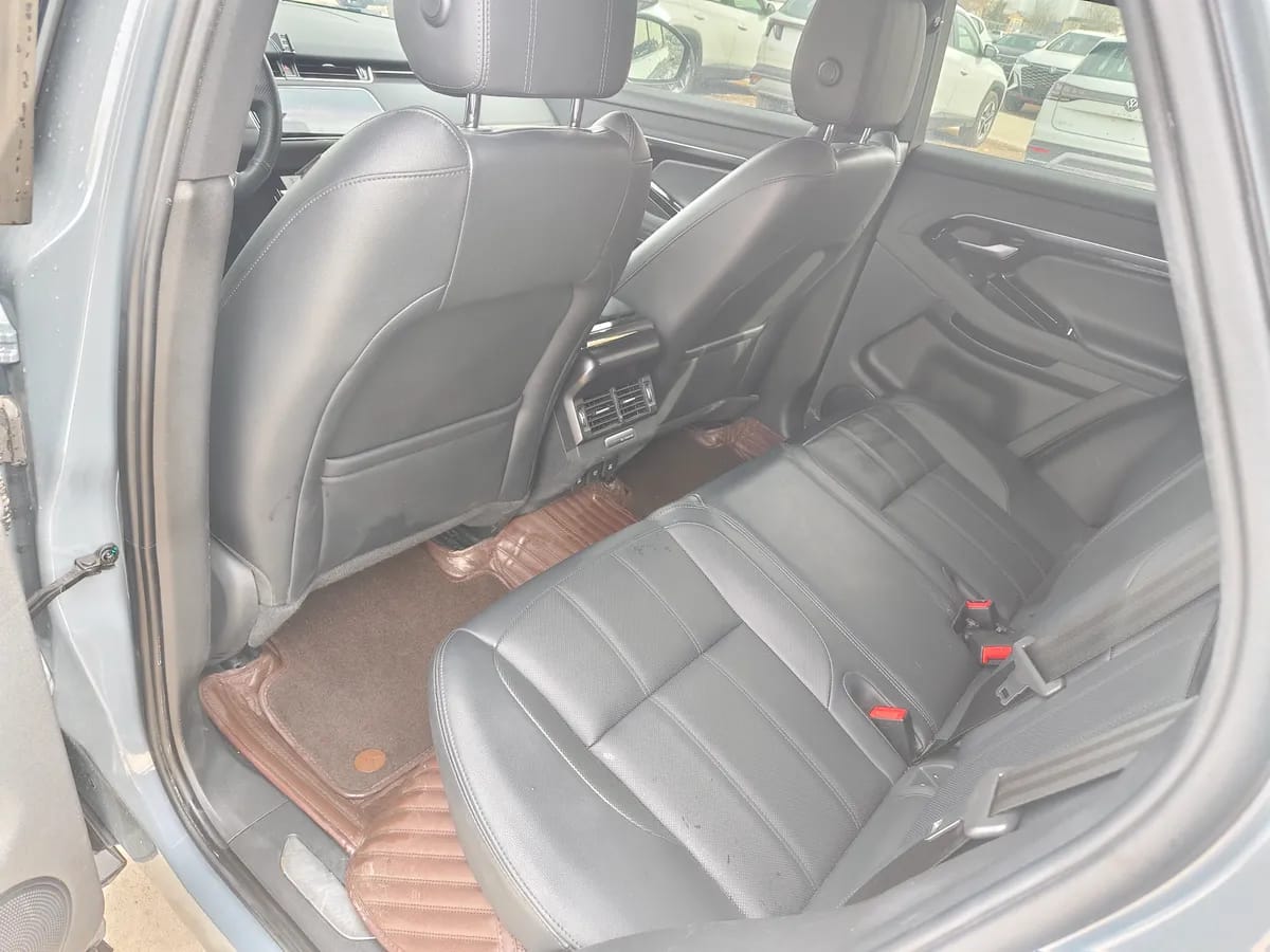 Land Rover 2020 249PS R-DYNAMIC SE 7