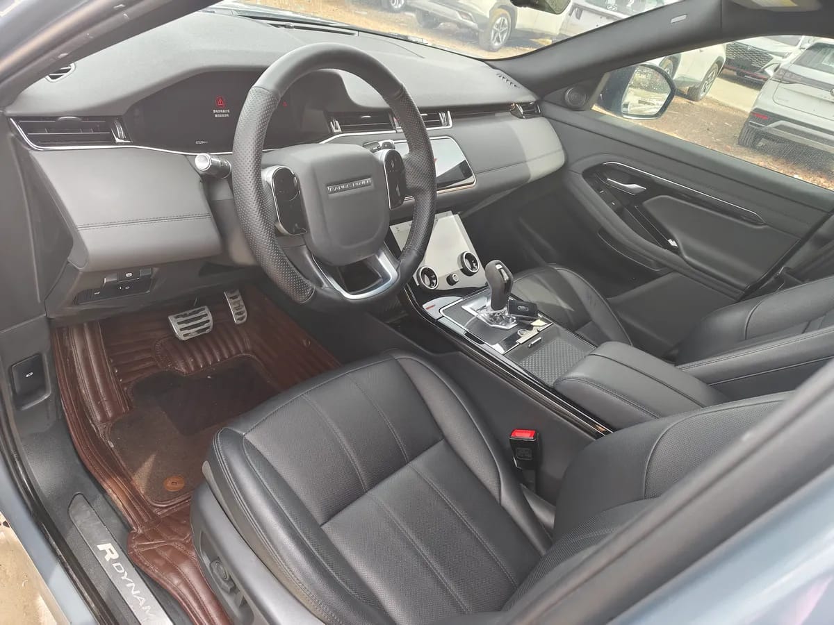 Land Rover 2020 249PS R-DYNAMIC SE 9