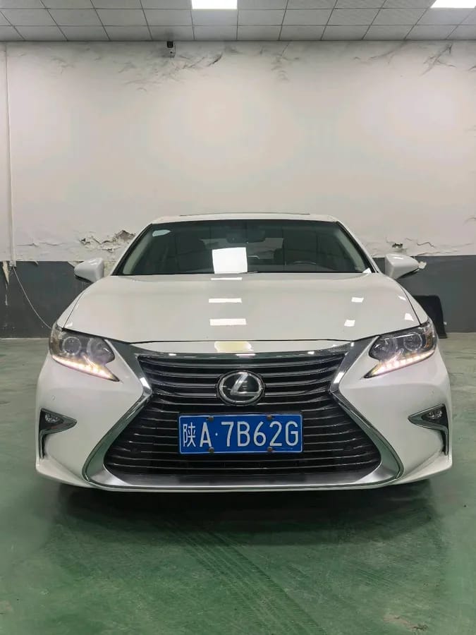 Lexus ES 2015 200 7