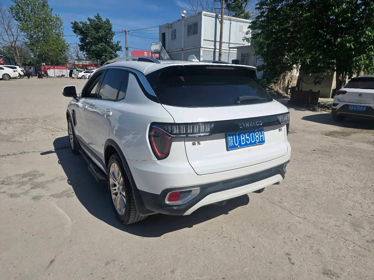 Lynk & Co 01 2017 2.0T Pro 6