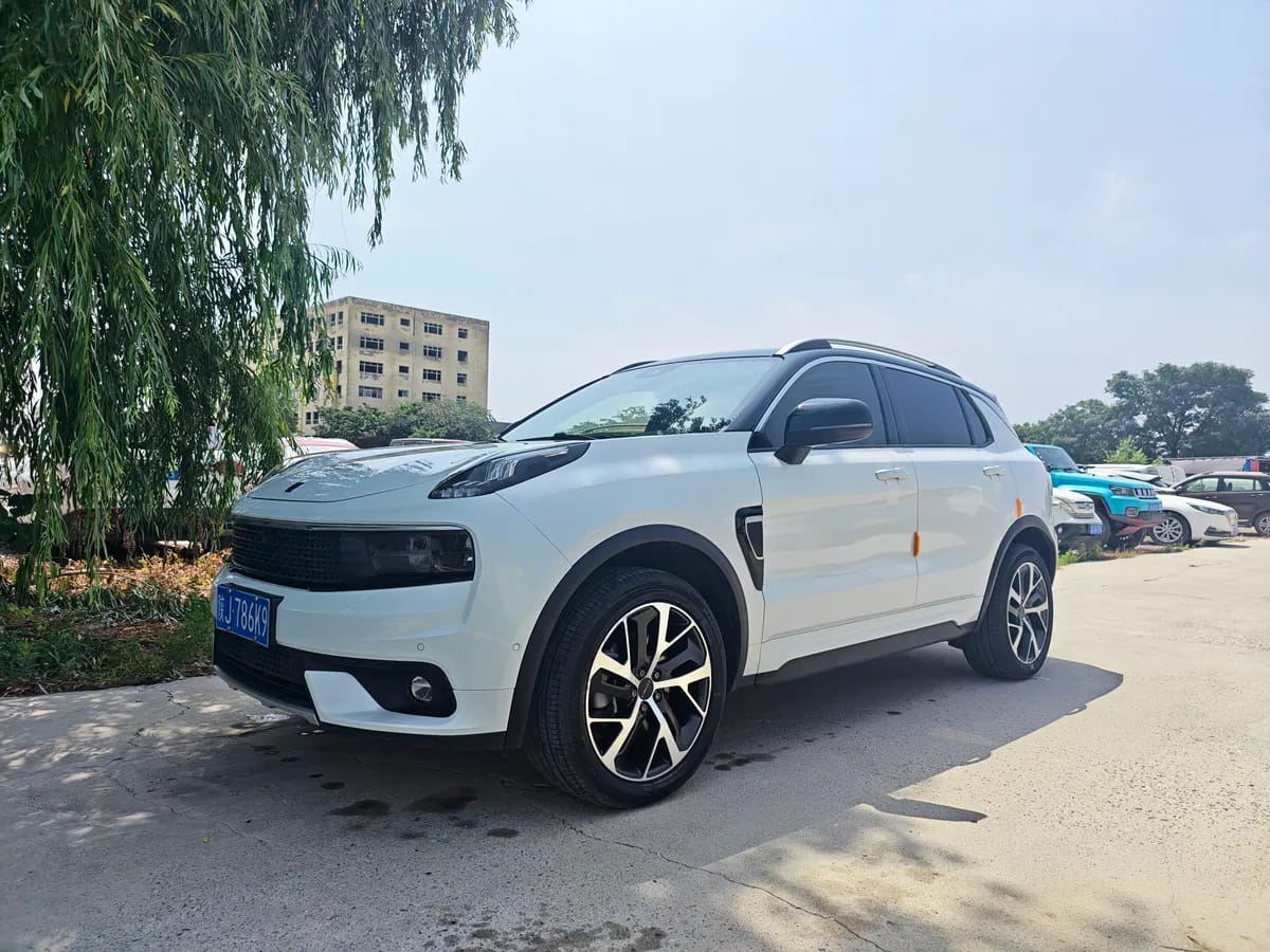 Lynk & Co 01 2019 2.0T Pro V