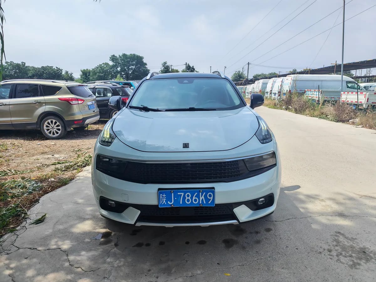 Lynk & Co 01 2019 2.0T Pro V 3