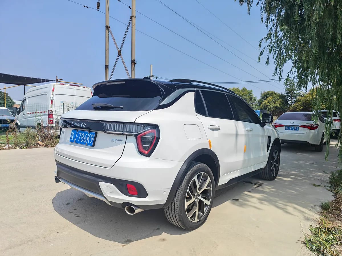 Lynk & Co 01 2019 2.0T Pro V 5