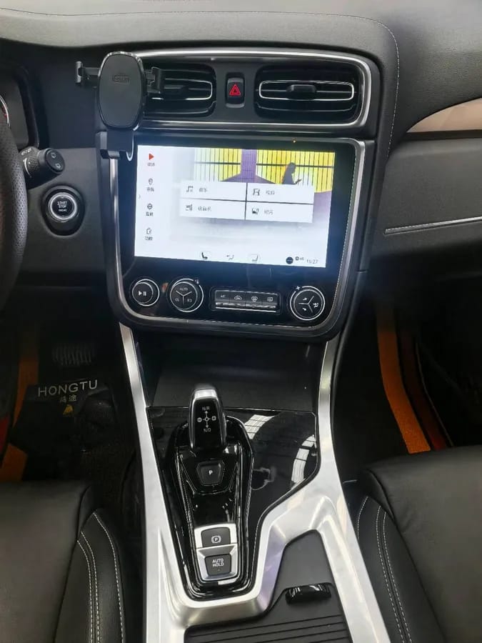 Lynk & Co 01 2019 2.0T VI 7