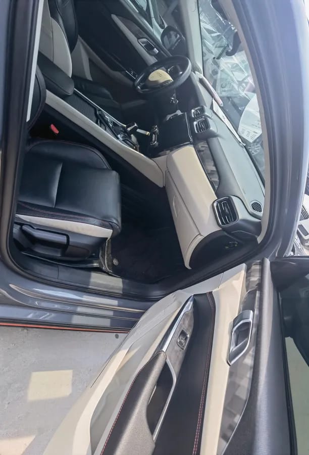 Lynk & Co 02 2018 1.5T DCT V 10