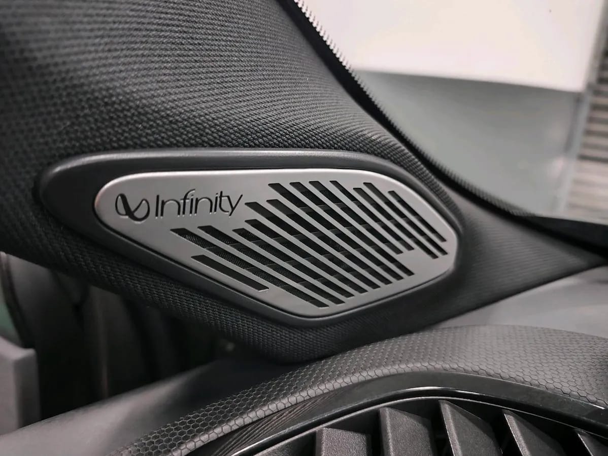Lynk & Co 03 2021 2.0TD 10