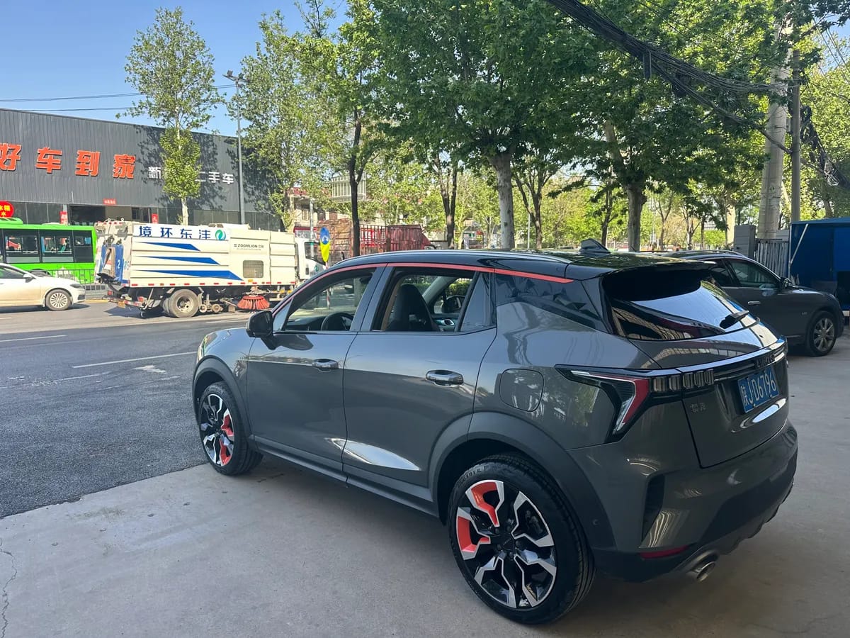Lynk & Co 06 2020 1.5T Halo 6