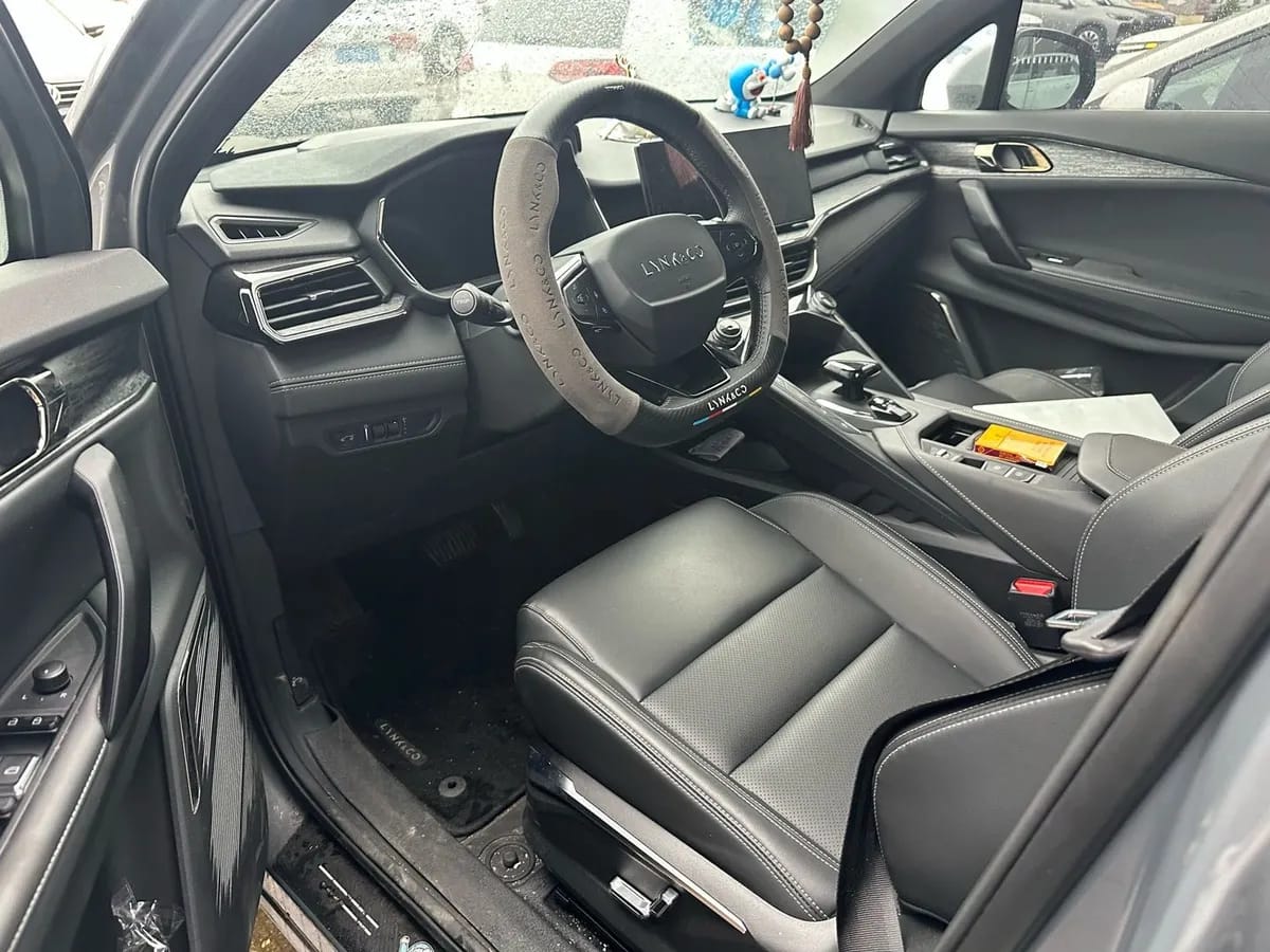 Lynk & Co 06 2023 Remix 1.5T Pro 6