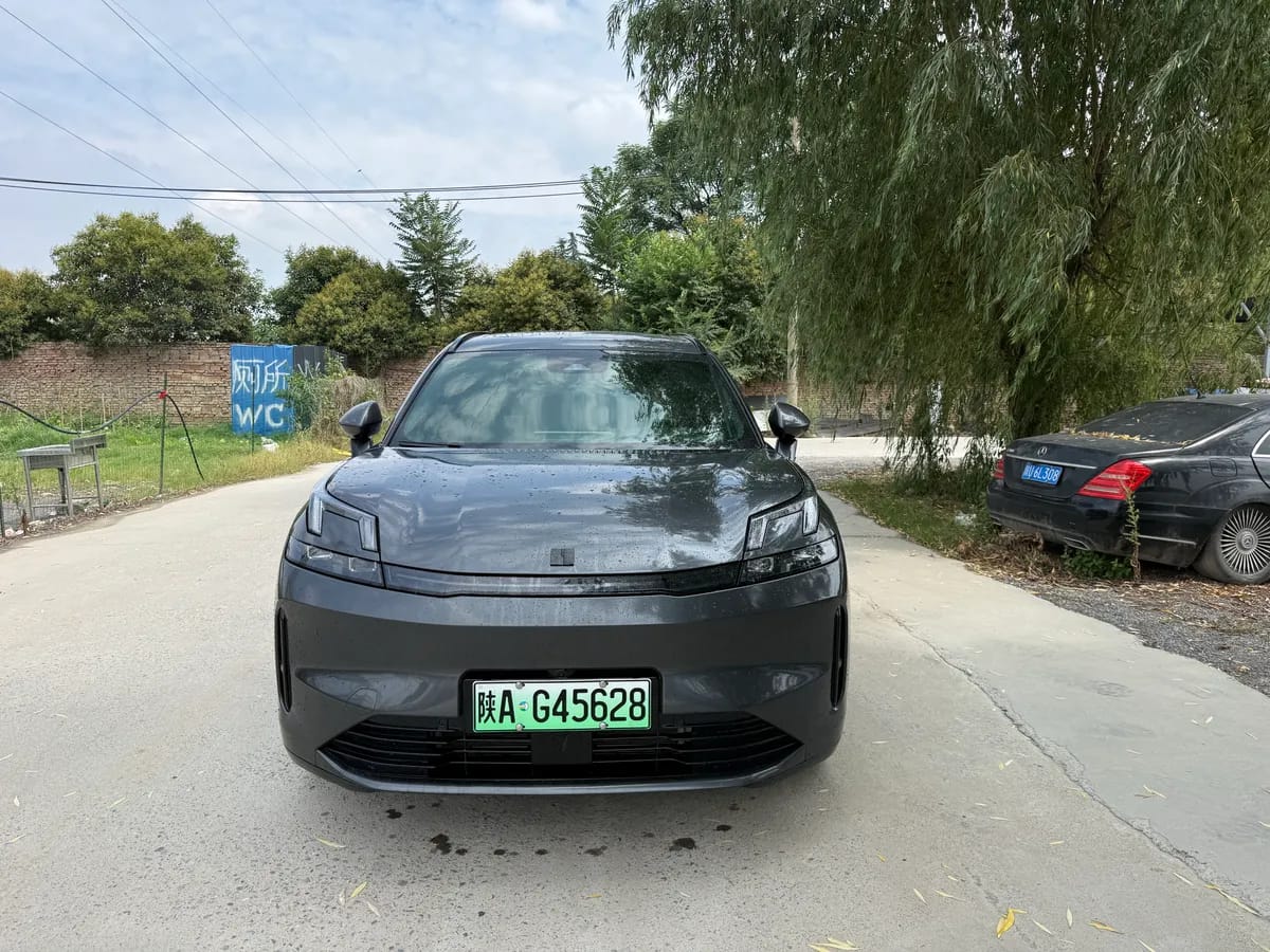 Lynk & Co 08 EM-P 2023 120km Halo 3