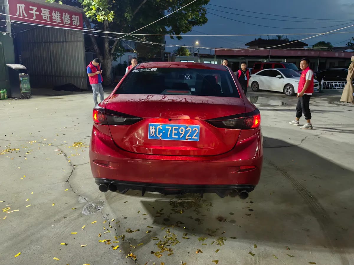 Mazda 3 2016 2.0L 5