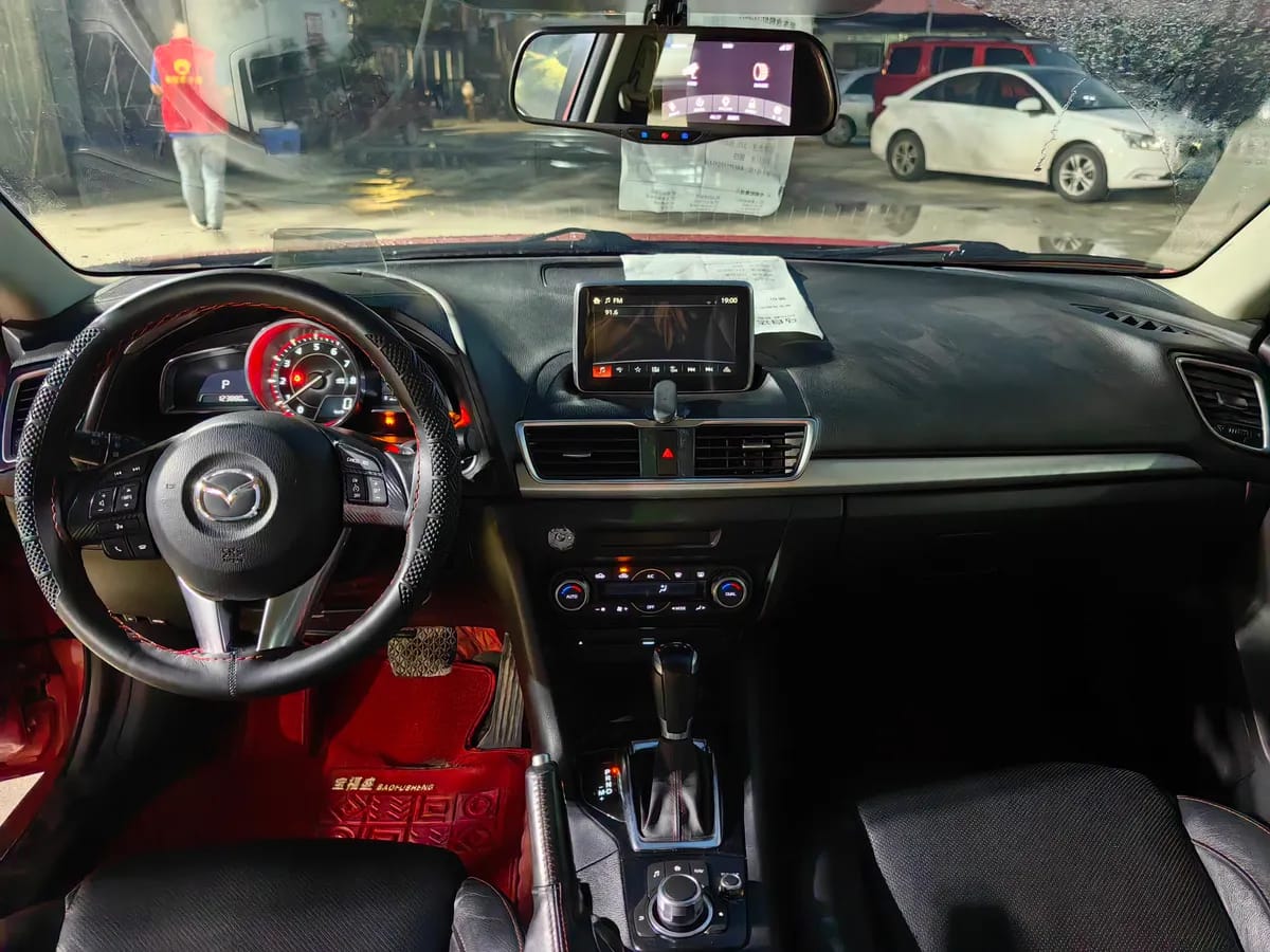 Mazda 3 2016 2.0L 8