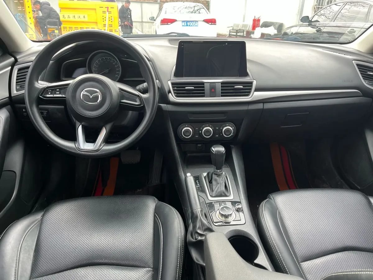 Mazda 3 2017 1.5L V 6