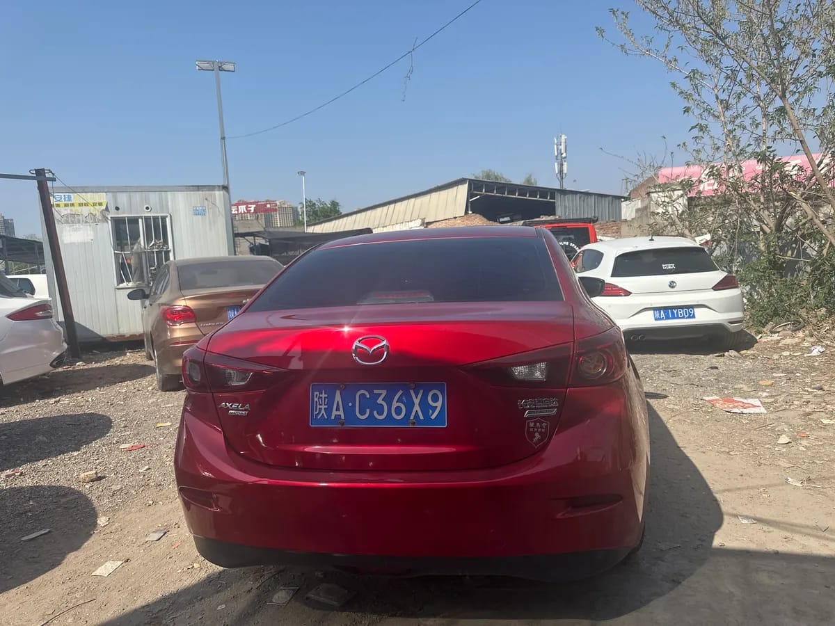 Mazda 3 Axela 2016 1.5L 5