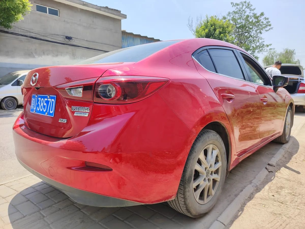 Mazda 3 Axela 2017 1.5L V 4