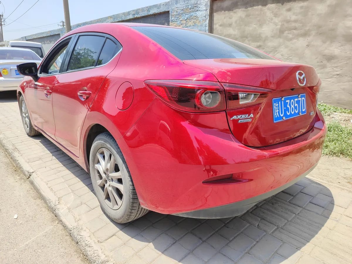 Mazda 3 Axela 2017 1.5L V 6